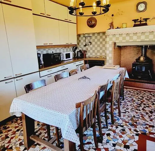 Holiday home Le Moulin De La Rode Coly